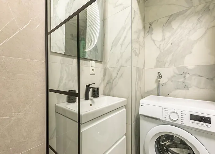 Compact Luxury By Jr Відень